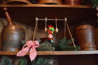 Our Lebanon decorations are accented with Tinkertoys!